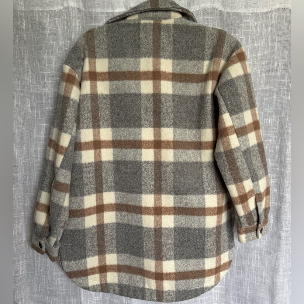 Nwot Oversized Plaid Flannel Shacket Gray Button … - image 6